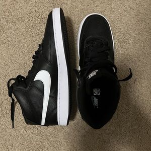 Nike Court Vision Mid Next Nature Black and White size (mens 10.5)